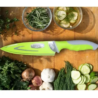 Picture of vegatable cutting knife with cover