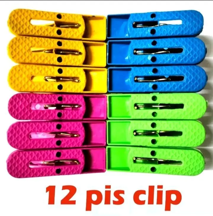 Picture of 1 dozen or 12 pieces cloths hanging dry clips