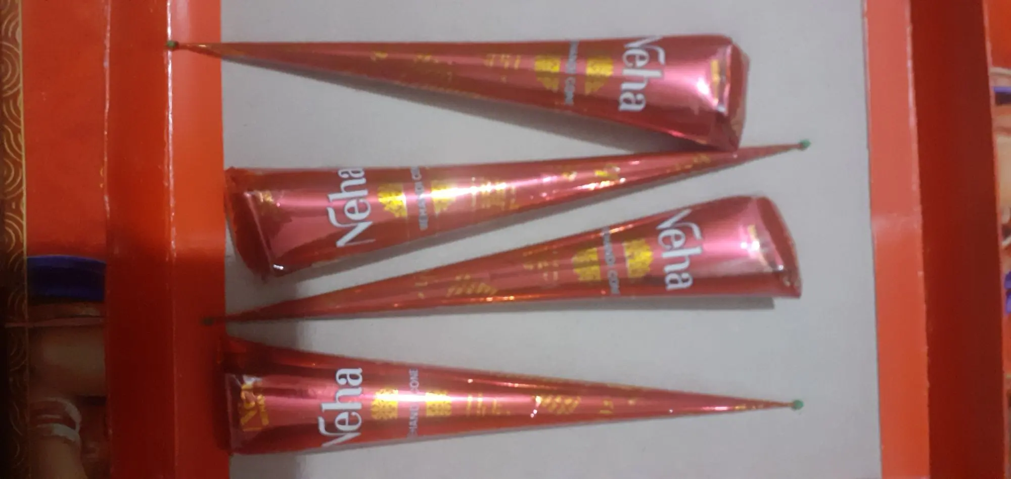 Picture of 4 Pieces Neha Cone Mehedi