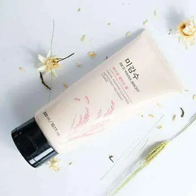 Picture of Rice Water Bright Cleansing Foam Deeply Cleansing Skin 150 Ml new