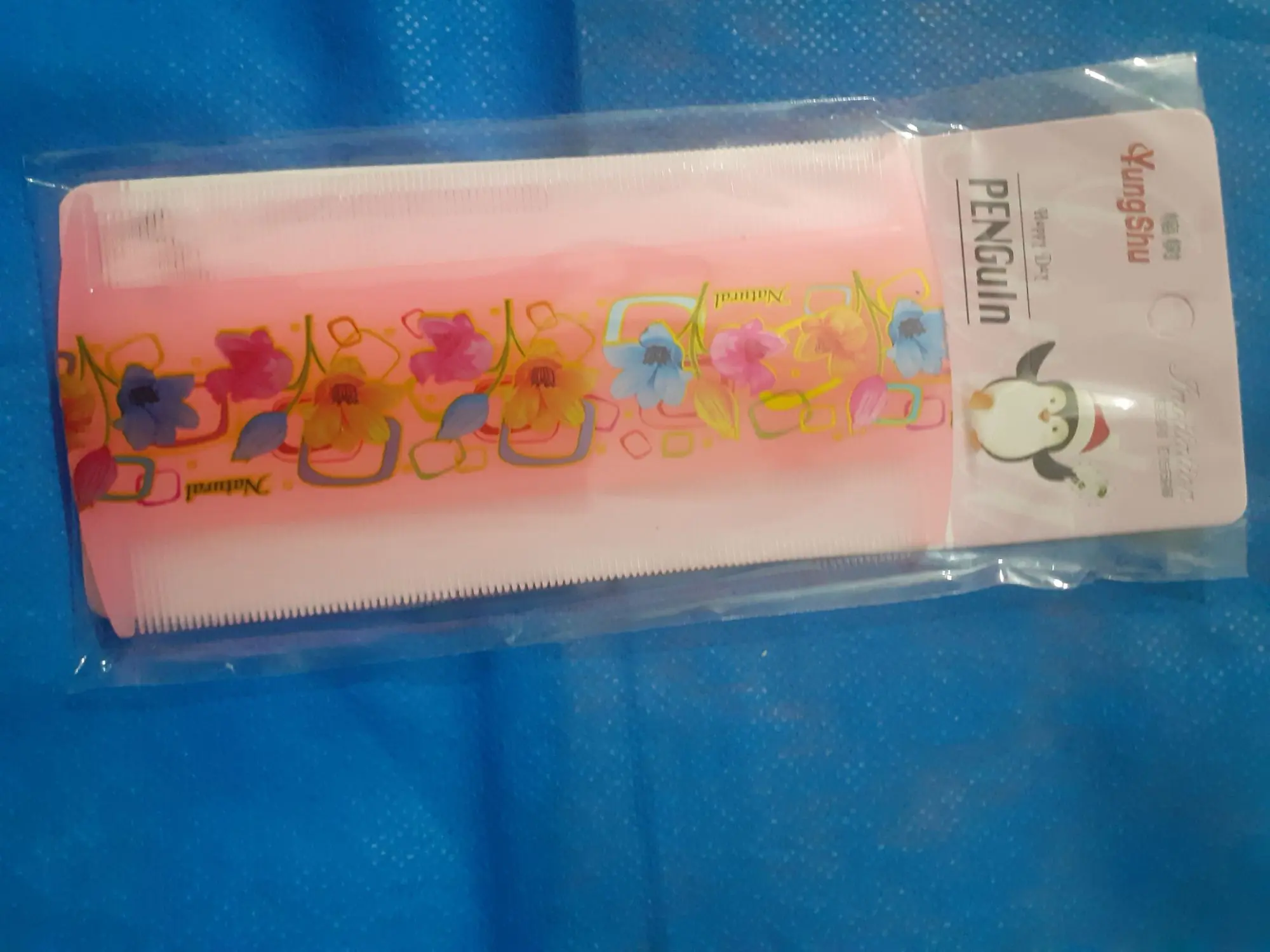 Picture of 1 Piece Yangshu Penguin Dual Sided anti lice Hair Comb