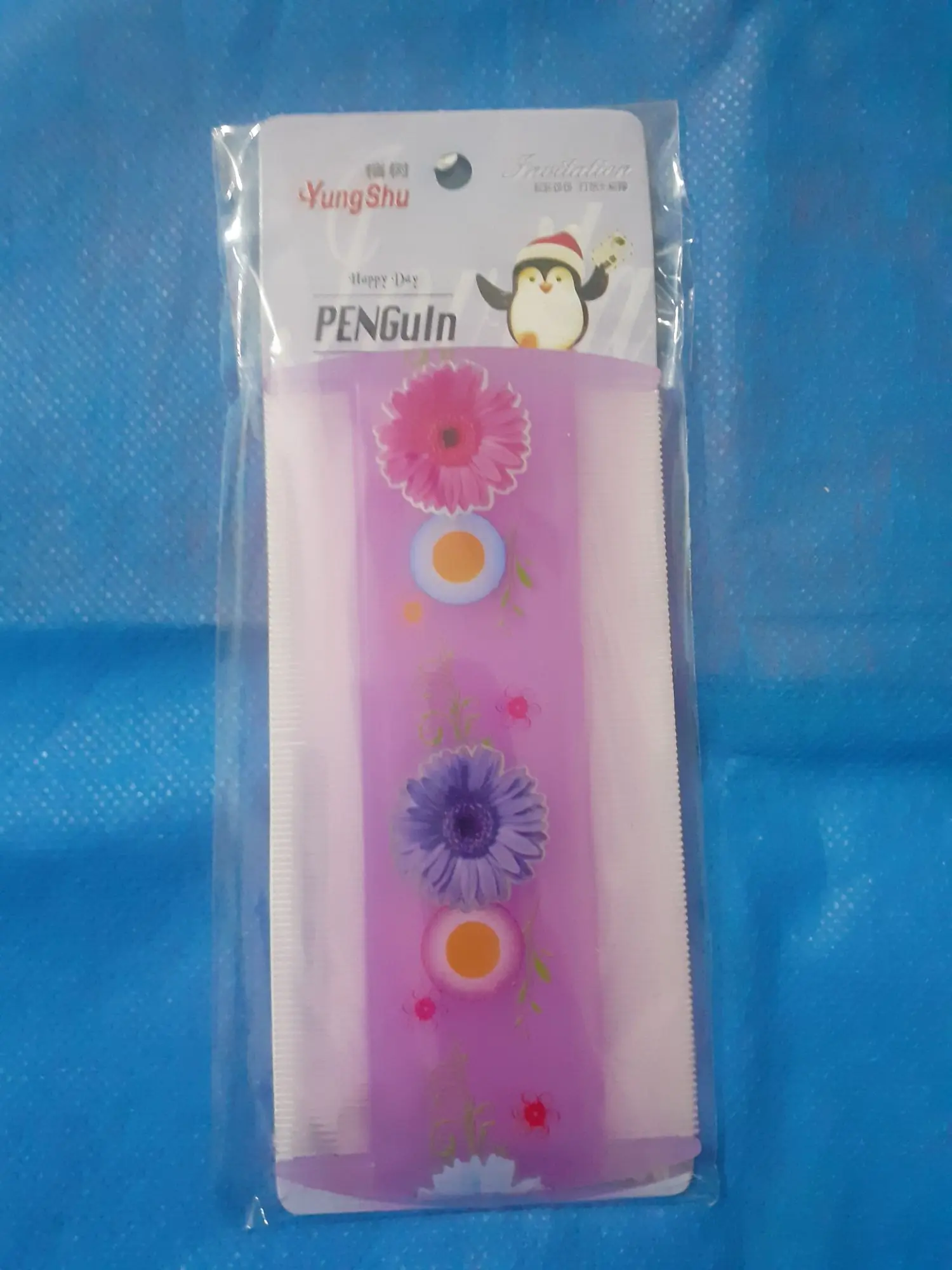 Picture of 3 Pieces Yangshu Penguin Dual Sided Hair Combs (3 Pieces)
