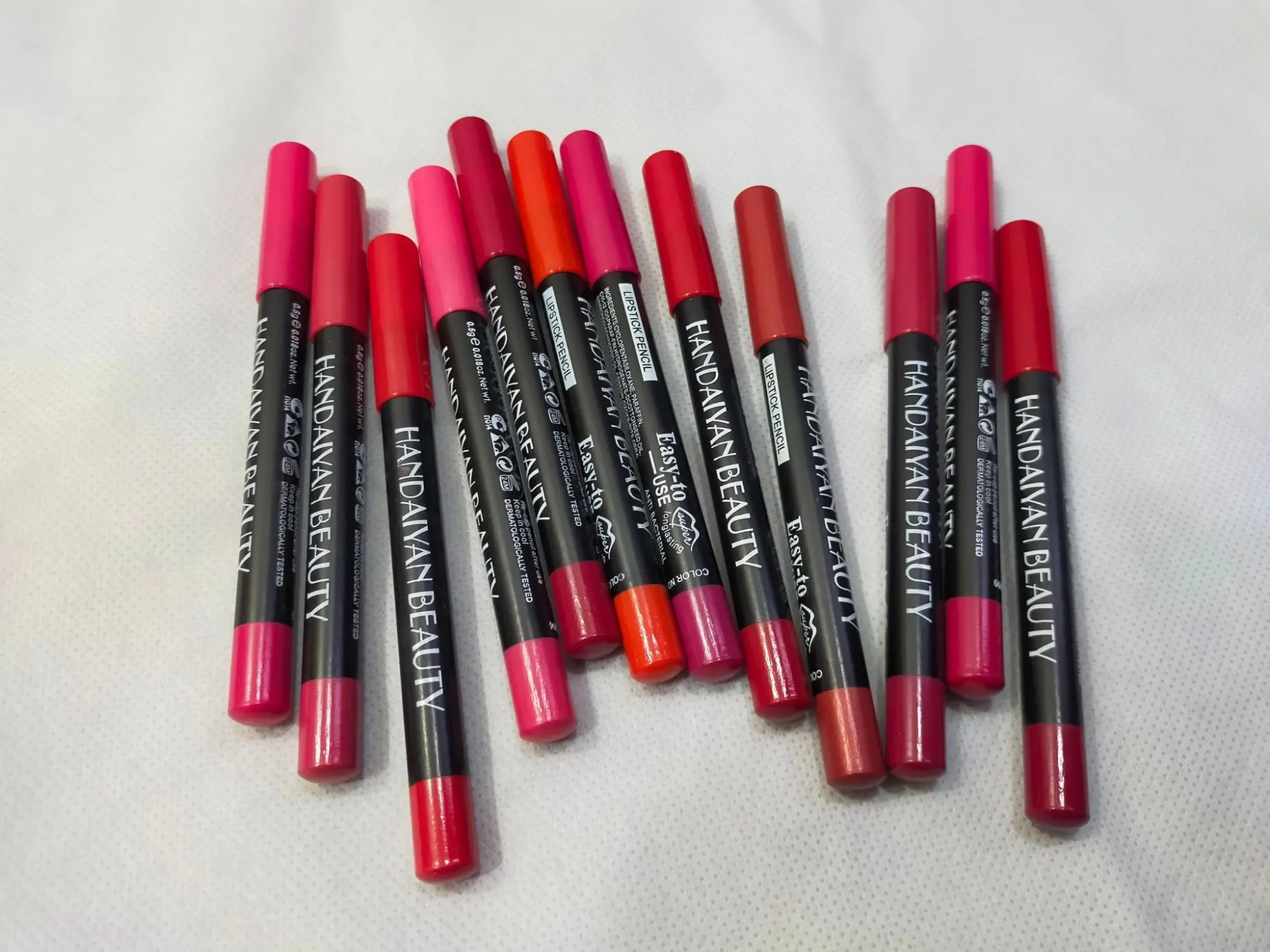 Picture of 6 Pieces Handiyan Beauty Lip Pencils (6 pieces)