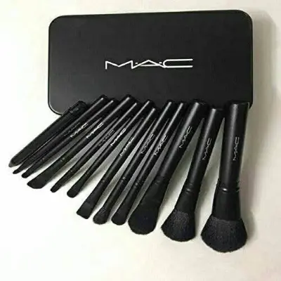 Picture of MAC 12-Piece Professional Makeup Brush Set with Black Iron Tin Case