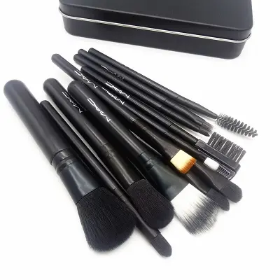 Picture of MAC 12-Piece Professional Makeup Brush Set with Black Iron Tin Case