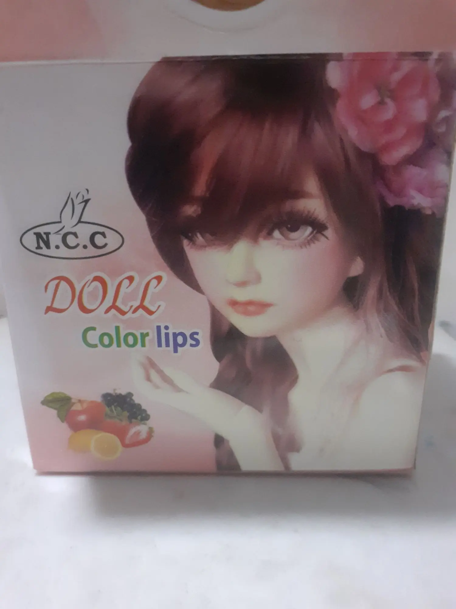 Picture of 12 Colors Long Lasting Doll Lipsticks (12 pieces)