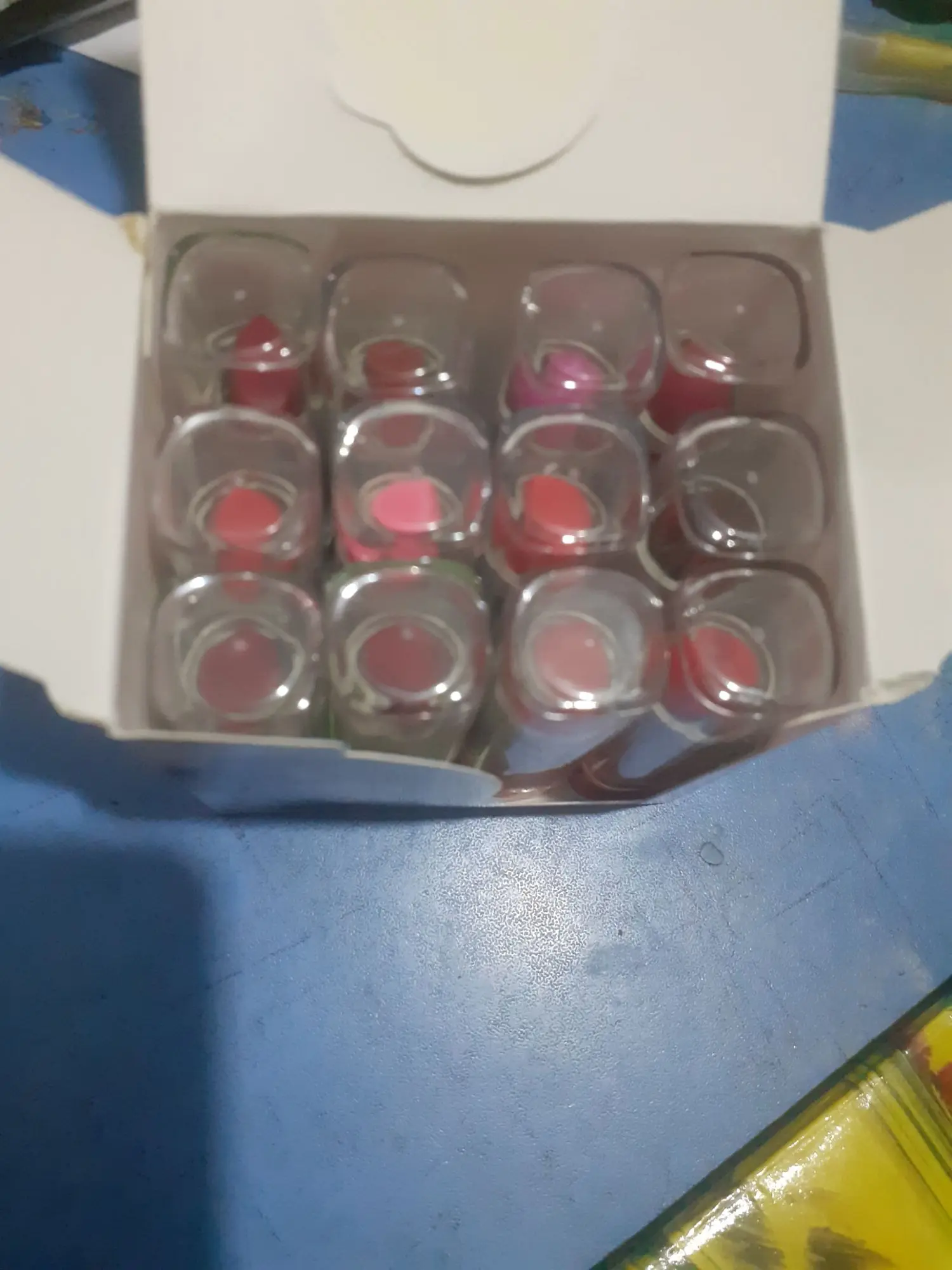 Picture of 12 Colors Long Lasting Doll Lipsticks (12 pieces)