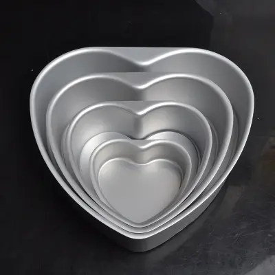 Picture of 4 in 1 set of cake moulds ( heart or love shaped) -4 pieces