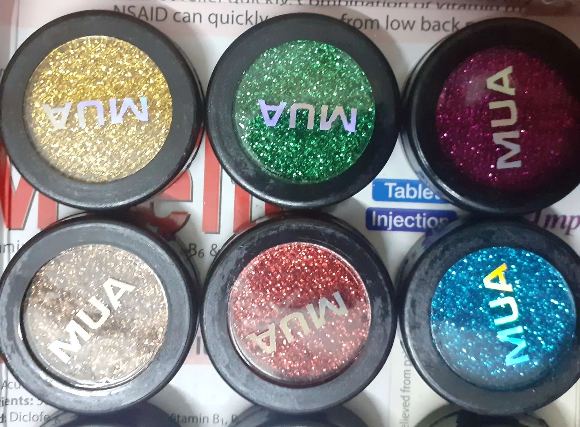 Picture of Glitter - 1 box (any 1 color)