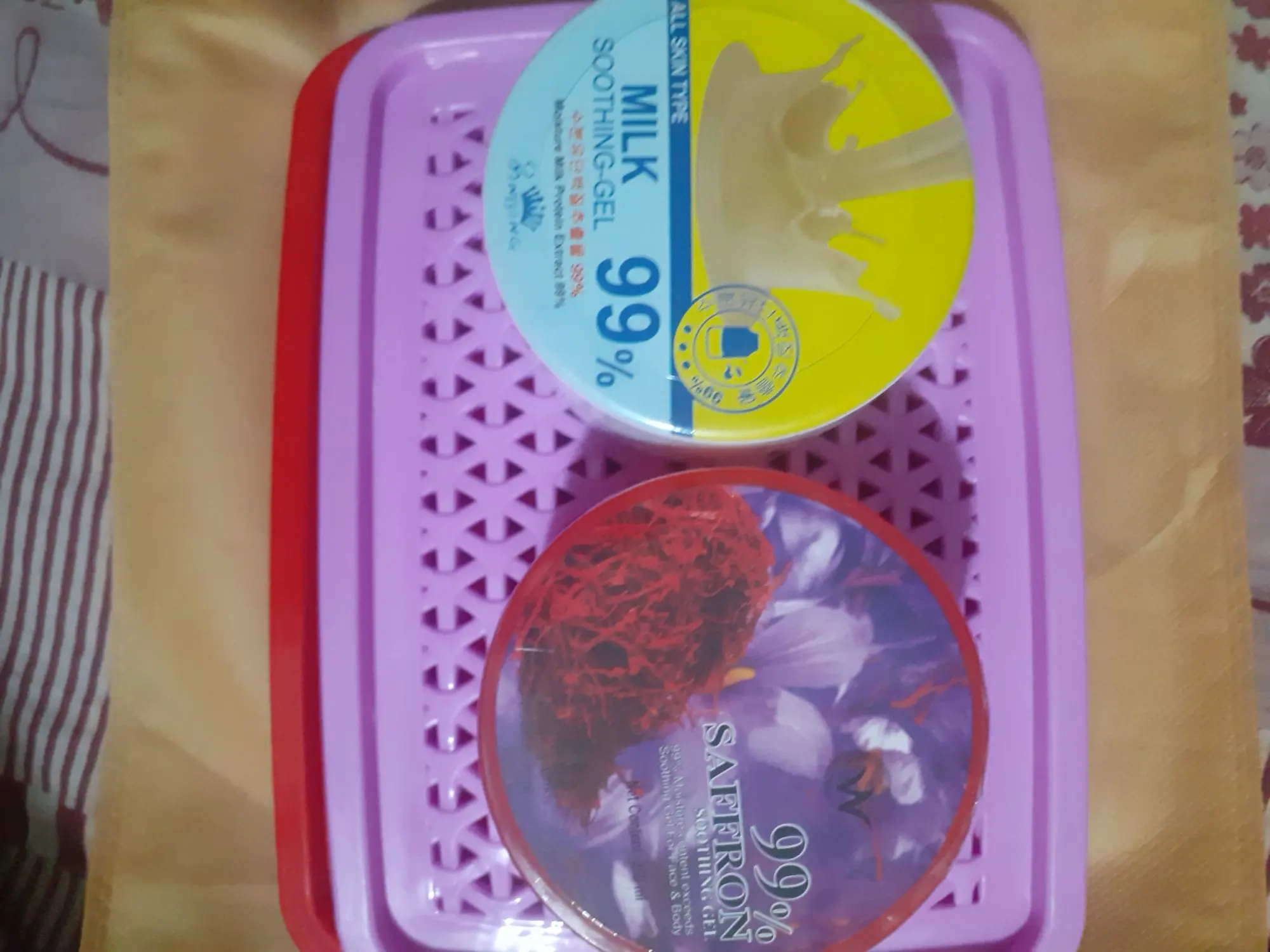 Picture of 99% Milk Soothing gel and Safran Soothing gel (300 ml)combo pack