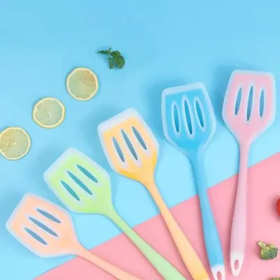 Picture of 1 piece Silicone Spachula (1 piece) for kichen