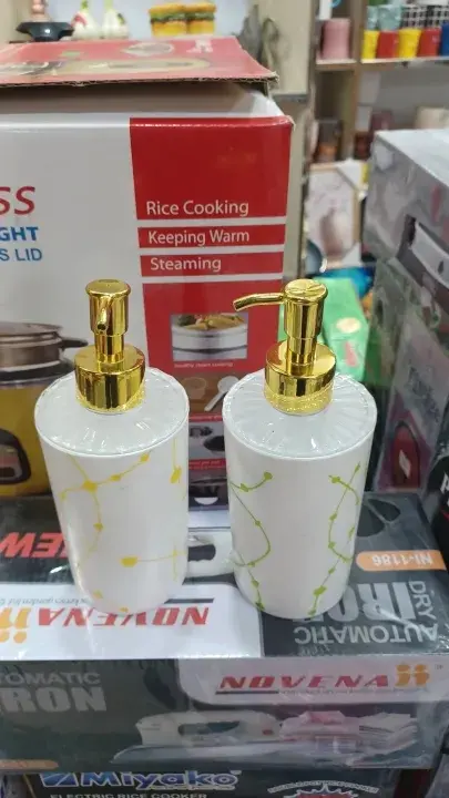 Picture of Hand Wash Dispenser for Hygienist