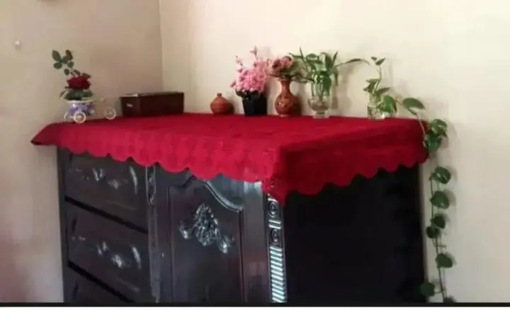 Picture of 6 Seater Dining Table Cover Home Decorative Tablecloth for Kitchen