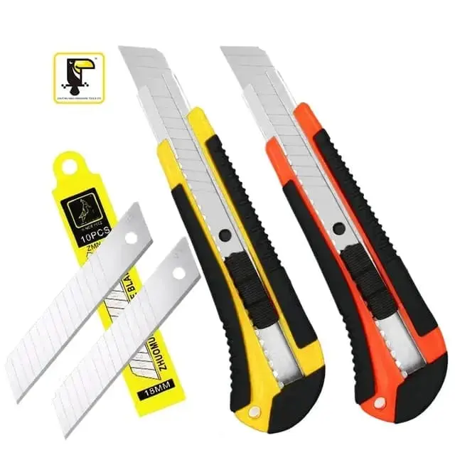 Picture of CUTTER KNIFE WITH EXTRA SHARP Blades Kitchenware, DIY Tools, Crafting, Paper Cutting