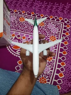 Picture of 16 Cm Metal Alloy Plane Air Biman Bnnladesh Airlines Boeing 737B737 800 Airplane Stand Aircraft Gift