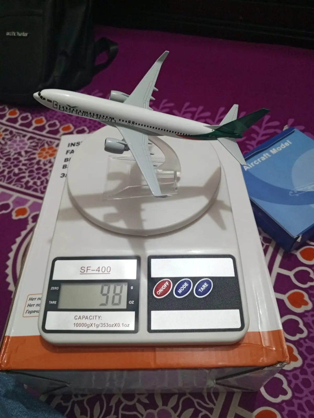 Picture of 16 Cm Metal Alloy Plane Air Biman Bnnladesh Airlines Boeing 737B737 800 Airplane Stand Aircraft Gift(Purple)
