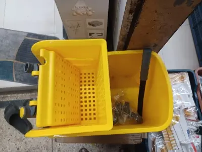 Picture of Mop Wringer Squeegee Bucket 20 Litar(Yellow)