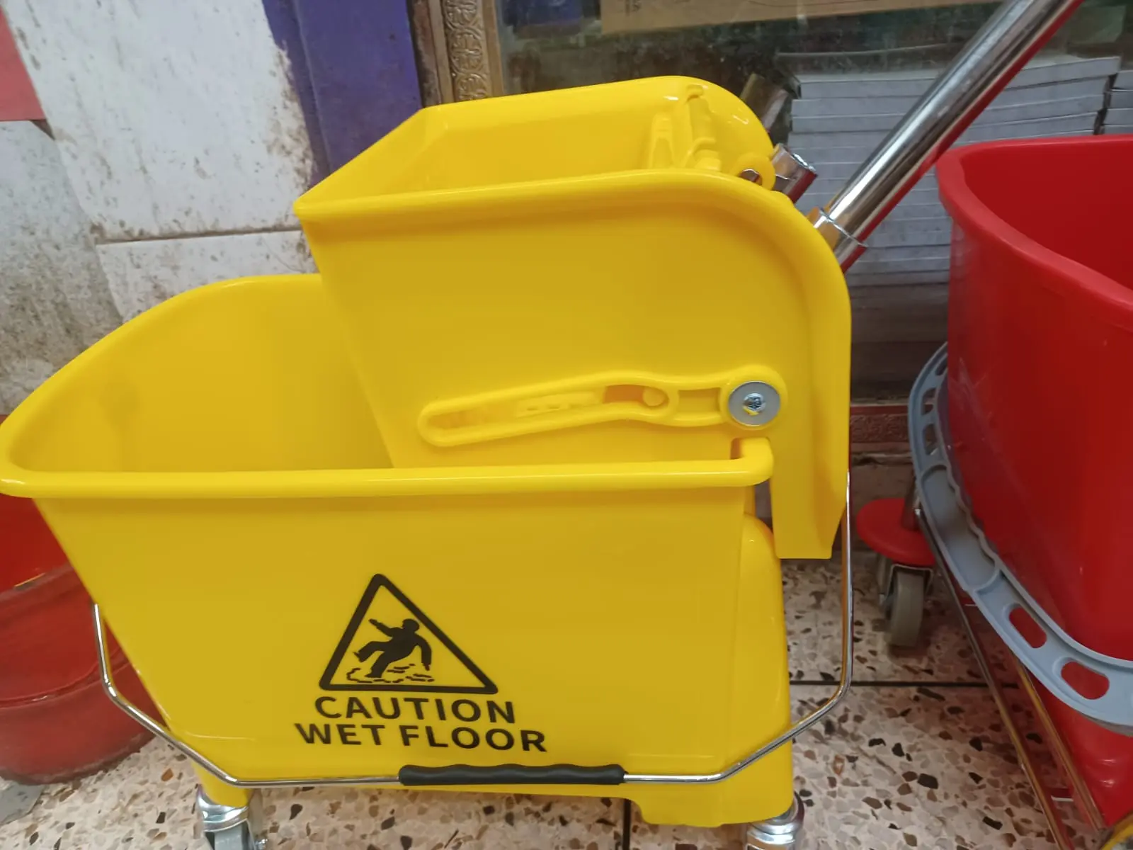 Picture of Simpli-Magic 79358 Commercial Mop Bucket with Side Press Wringer, 32LITER Yellow(Yellow)