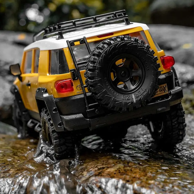 Picture of 1/18 Toyota FJ Cruiser 4WD Brushed RTR(Yellow)