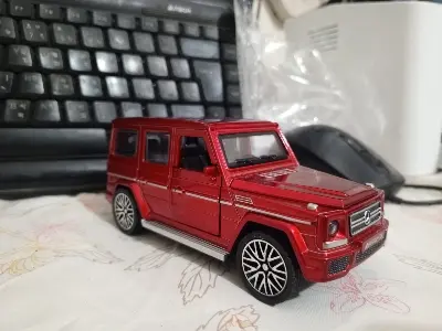 Picture of Red  1:24 diecast alloy car mercedes benz die cast model g-class alloy toy car(Red)