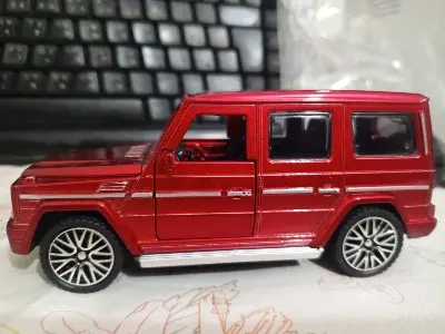 Picture of Red  1:24 diecast alloy car mercedes benz die cast model g-class alloy toy car(Red)