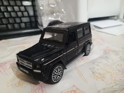 Picture of Black 1:24 diecast alloy car mercedes benz die cast model g-class alloy toy car(Black)