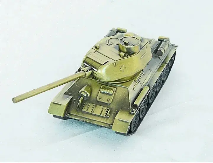 Picture of Retro War Tank Children Toys Home Decorations Metal Tank Model Photography Prop Model Living