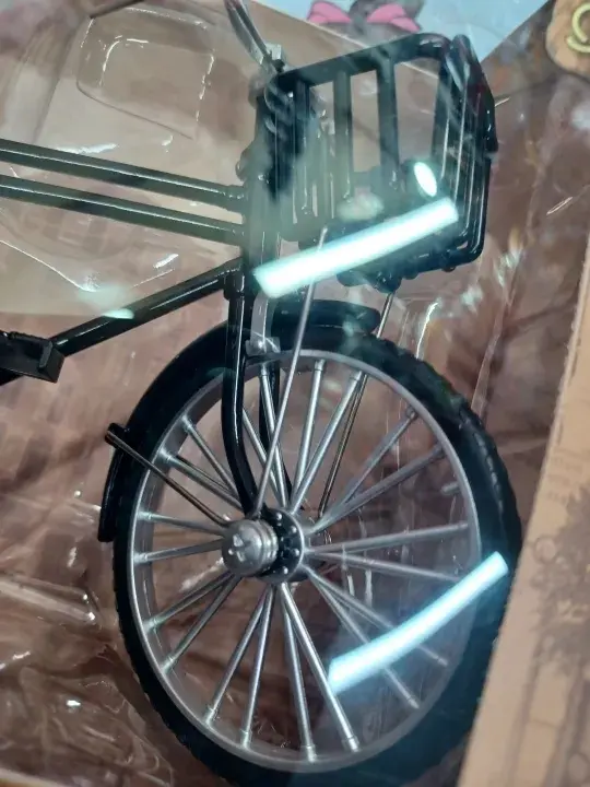 Picture of Three-Wheeled Rickshaw Simulated Alloy Model Cross-Border Toy 28 Bars Bicycle Retro Nostalgic Collection Ornaments(Black)