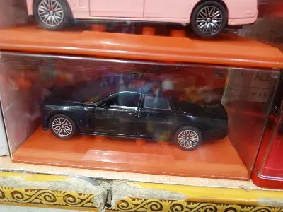 Picture of 1:32 Toyota Crown Diecasts Alloy Car Toy Vehicles Metal Car 6 Doors Open Model Car Sound Light Toys For Gift