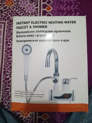 Picture of Instant electric heating water pocket and showers(White)