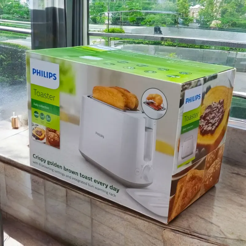 Picture of Philips HD2582 Daily Collection Bread Toaster-2 Slice, White