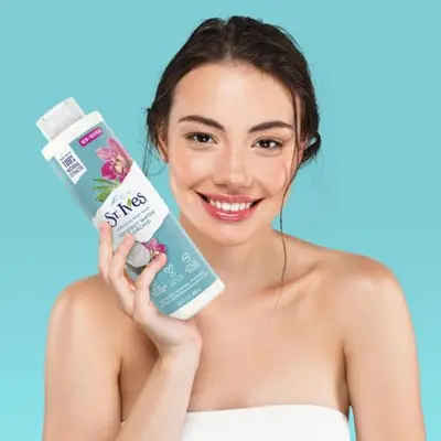 Picture of ST Ives Coconut Water & Orchid Shower gel body wash used for Male/ female - 650 ml