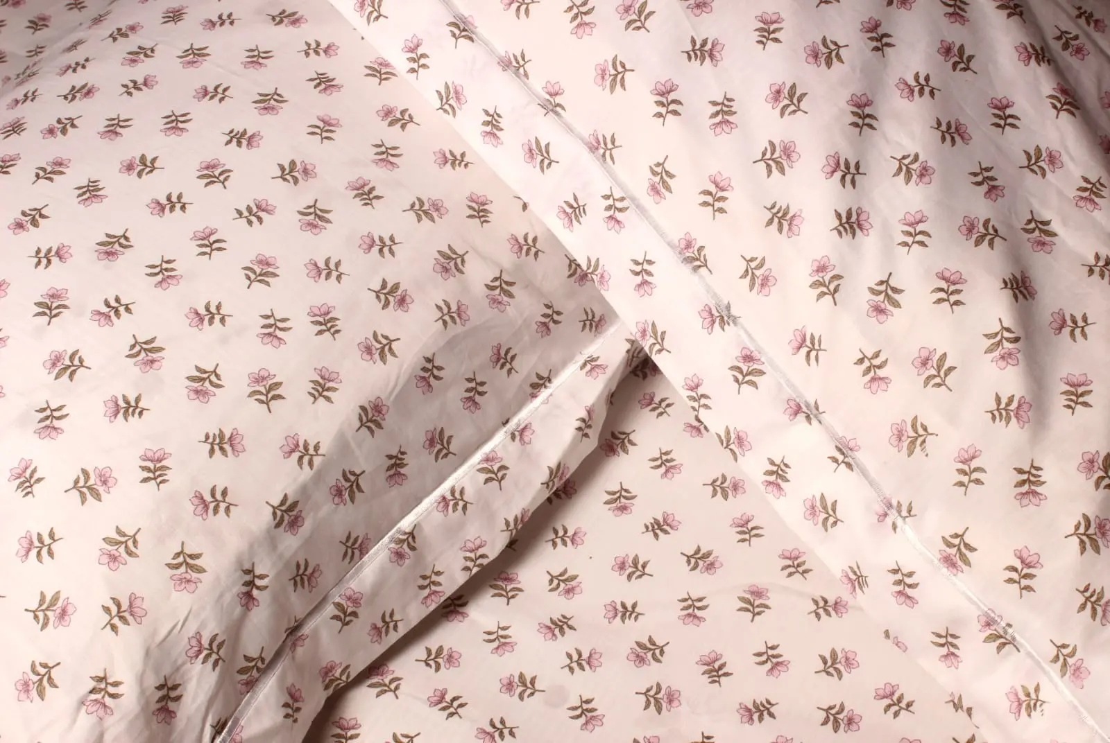 Picture of 100% Premium Potton Bedsheet Set (Includes 1 Bedsheet and 2 Pillow Covers)