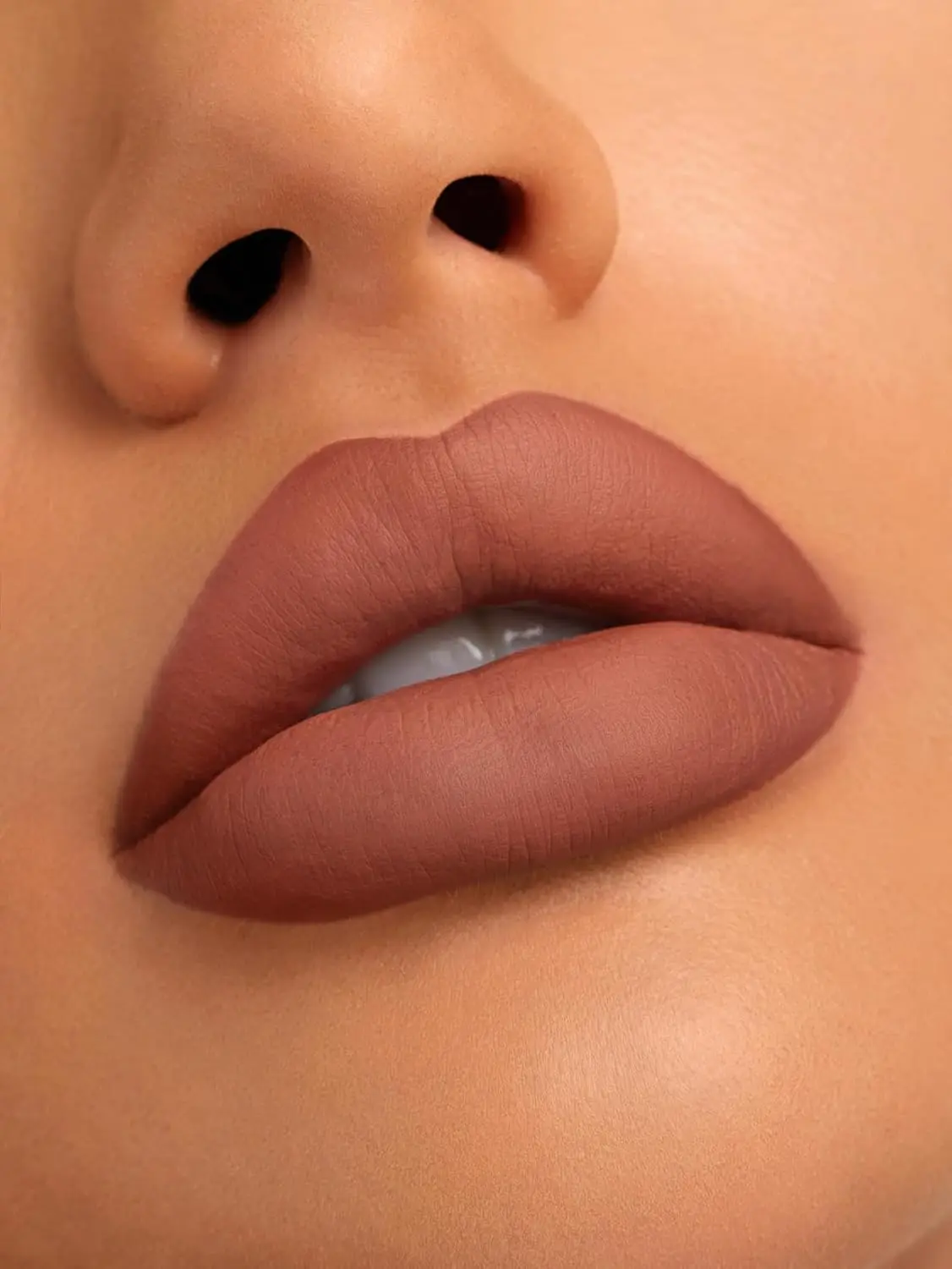 Picture of She Glam Matte Allure Liquid Lipstick (Vetiver)