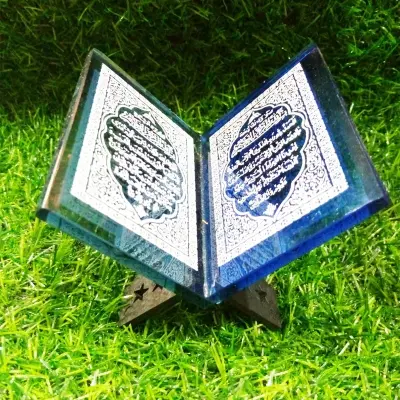Picture of Crystal Quran Showpice for muslims