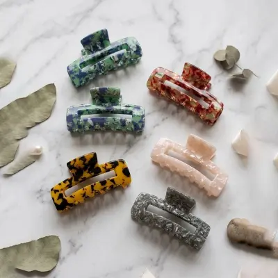 Picture of Super Quality Multicolour stylish Hair Clutcher for girls and women, Kakra, 1pcs