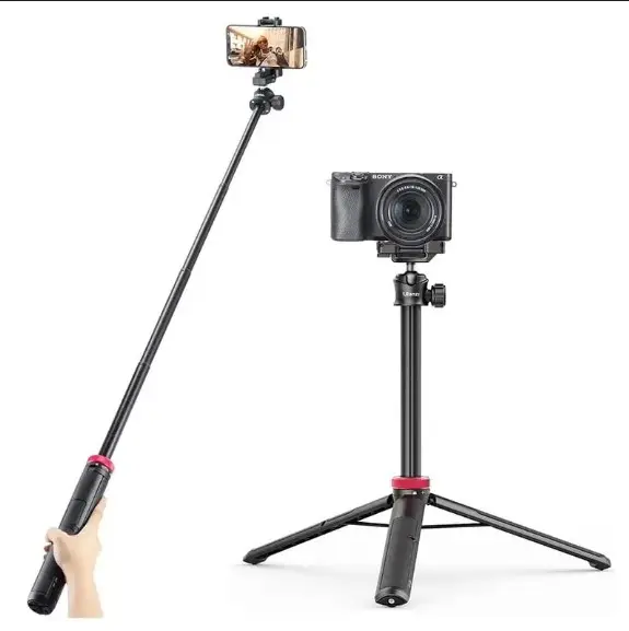 Picture of Ulanzi MT-44 extendable vlog tripod Black