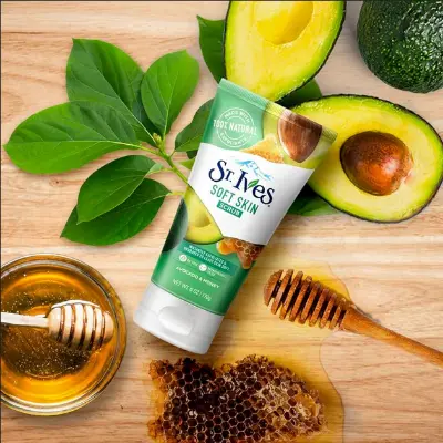 Picture of ST. Ives Soft Skin Scrub with Avocado and Honey-170g