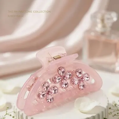 Picture of Super Quality Multicolour stylish Hair Clutcher for girls and women, Kakra, 1pcs