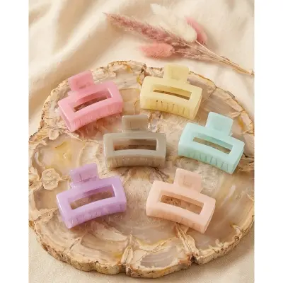 Picture of Super Quality Multicolour stylish Hair Clutcher for girls and women, Kakra, 1pcs