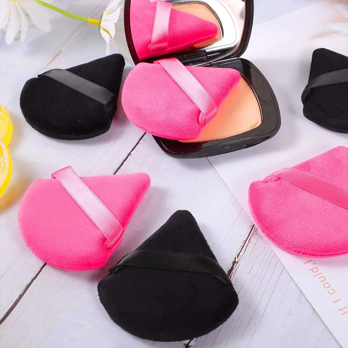 Picture of Finger Puff Sponge Makeup Mini Partial Concealer Sponge - Multicolor