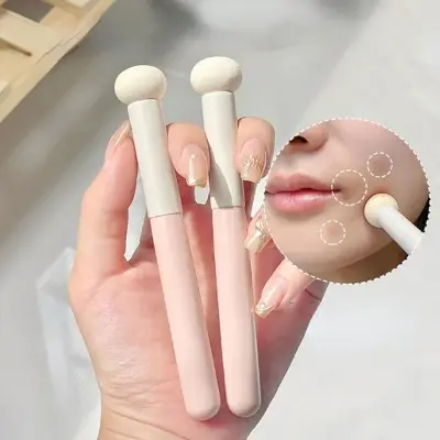 Picture of Small Mushroom Concealer Brush Soft Makeup Powder Puff Wet Dry Use Natural Lip Brush Face Foundation Brush - Pink