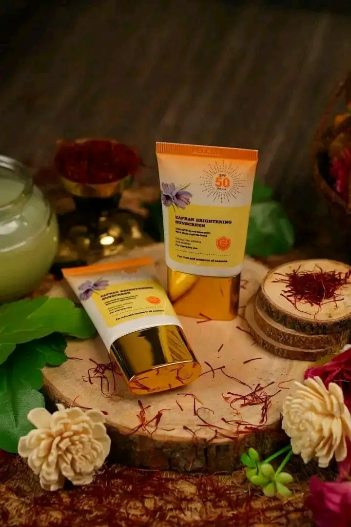 Picture of Zafran Brightening Sunscreen  - 30gm