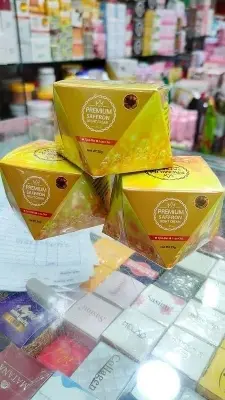 Picture of Premium Saffron Full Face & Body Whitening Combo Set