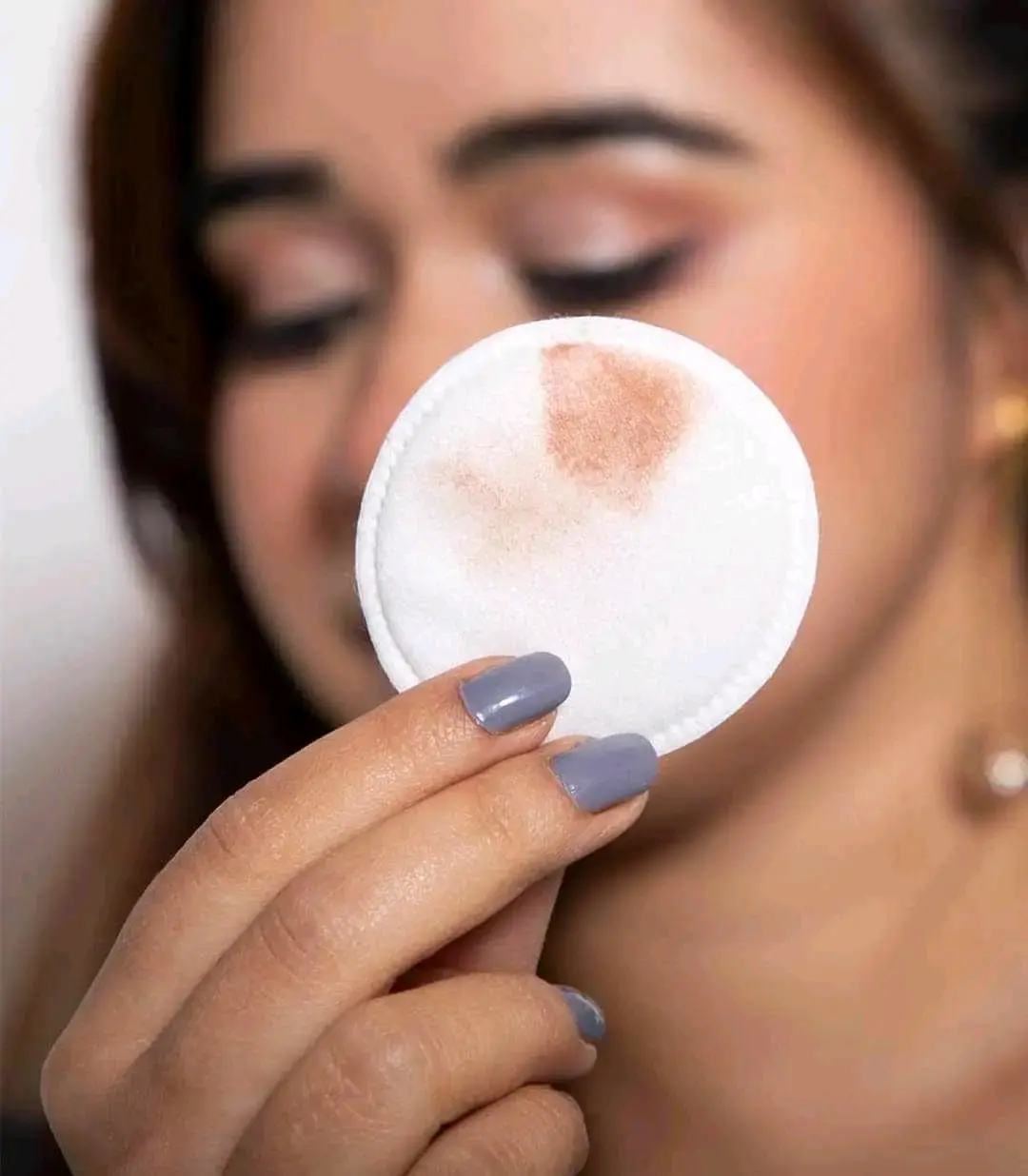 Picture of 100 PCS Pure White Makeup Remove Cotton Pads - White