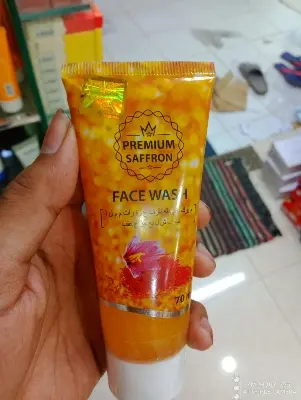 Picture of Premium Saffron Face Wash - Gold