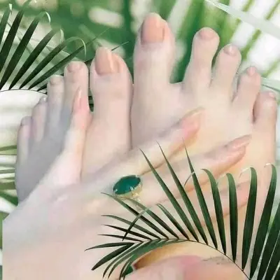 Picture of L'Avenu Body Whitening Cream - 300gm