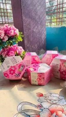 Picture of Aveda Body Whitening Cream - 300gm