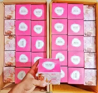 Picture of Queen Secret Emergency Whitening Cream - 300gm