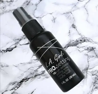 Picture of L.A Girl Pro Makeup Setting Spray 24hr long lasting- 60ml